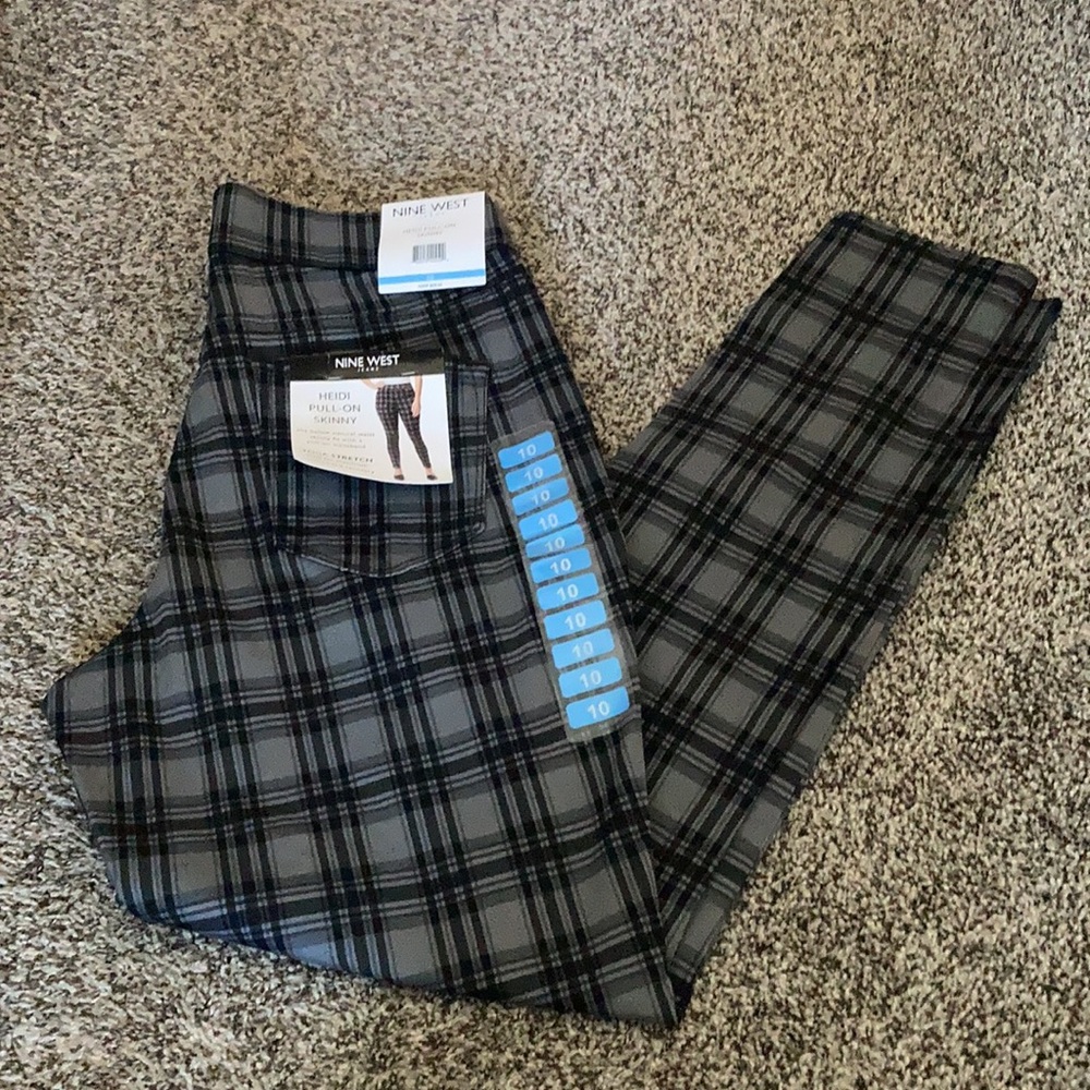 Nine West Heidi Grey & Black Plaid Casual Dress Pants
